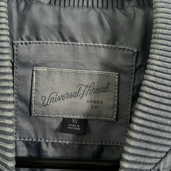 Target Jacket - Picture 2 of 5